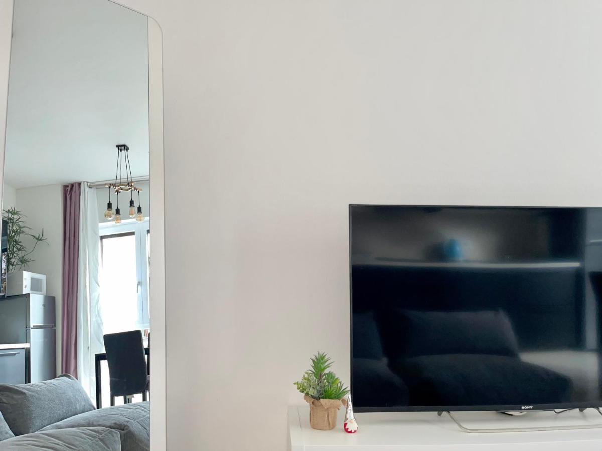 The White House, Modern Apartment In Center Milão Exterior foto